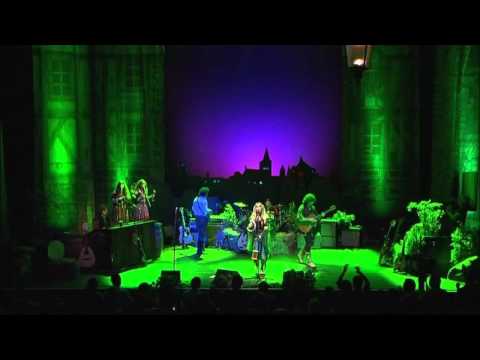 Youtube: Blackmore's Night - The Clock Ticks On (Live in Paris 2006) HD