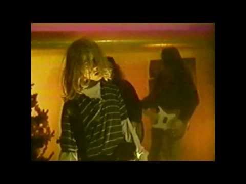 Youtube: Nirvana - Merry Christmas