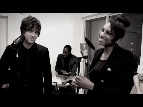 Youtube: Wyclef Jean ft Mary J. Blige - 911 ( Valérie Daure ft Rémi Chassé Cover )