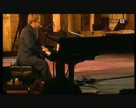 Youtube: Elton John - Nikita