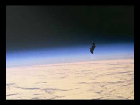 Youtube: NASA STS-088 Hi-Res Image Anomaly #66