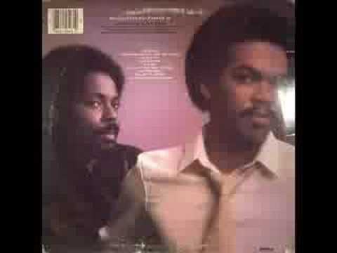 Youtube: Ray Parker Jr. & Raydio - You Can't Fight What You Feel (1981)