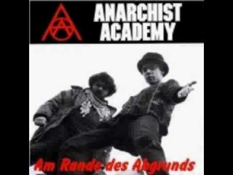 Youtube: anarchist academy-- wer das geld hat die macht--.avi