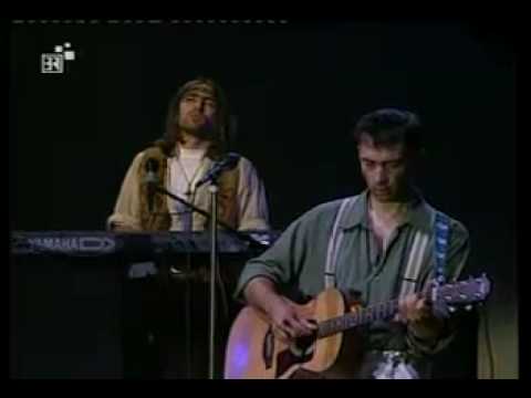 Youtube: Hubert von Goisern & die Alpinkatzen Weit, weit weg LIVE 1993