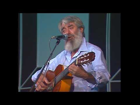 Youtube: McAlpine's Fusiliers - The Dubliners & Ronnie Drew | Festival Folk (1985)