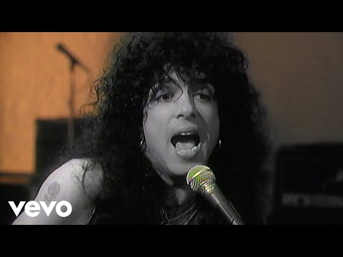 Youtube: Kiss - Forever