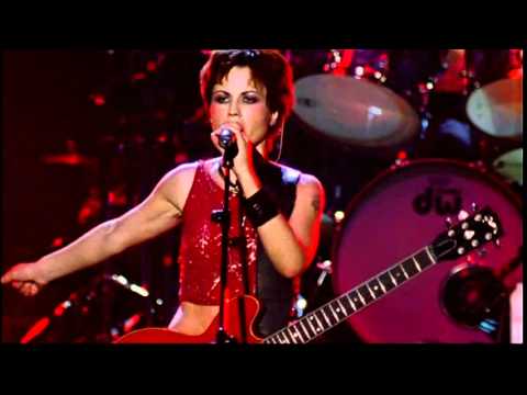 Youtube: The Cranberries - Zombie (Live in Paris 1999)