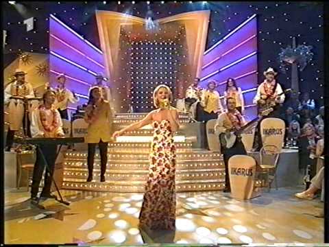 Youtube: Uta Bresan - [HQ] - Ich hab den Sommer bestellt - 17.07.2000 - Die Goldene 1 Hitparade