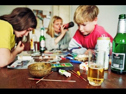 Youtube: Der Alkohol, meine Eltern und ich (Reportage) 2014