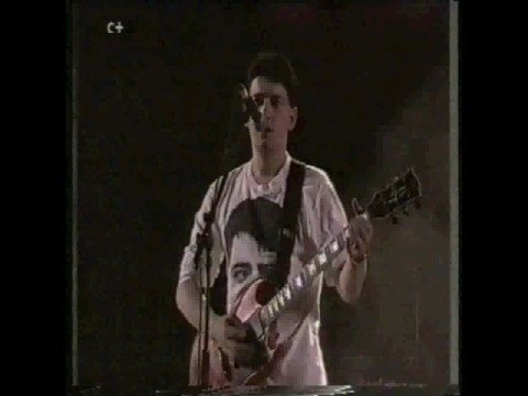 Youtube: Siniestro Total ...  Bailare sobre tu tumba (Sevilla Expo 92)