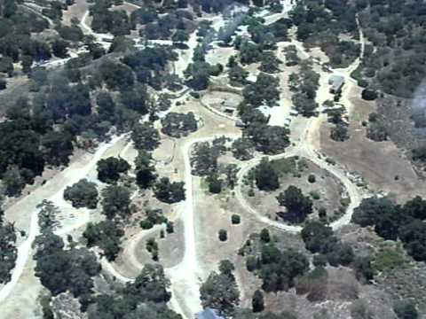 Youtube: 29/08/2011 Helicopter Flight over Neverland Ranch