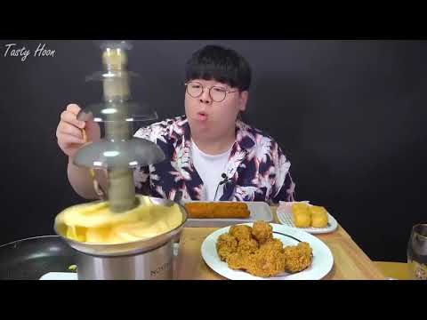 Youtube: Tasty Hoon's mukbang video involving melted cheese goes horribly wrong