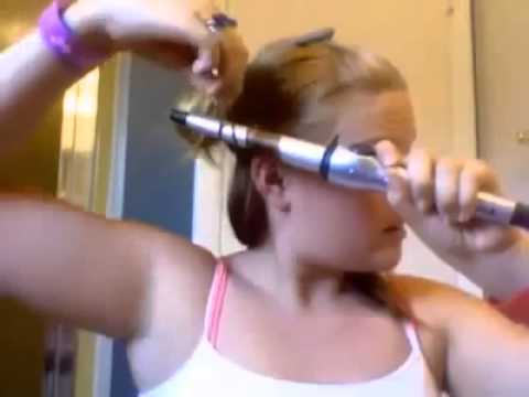 Youtube: Mädchen versucht ihre Haare zu Glätten | SACINI FÖN YAPMAK ISTEYEN KIZ HAHAHAHAHA