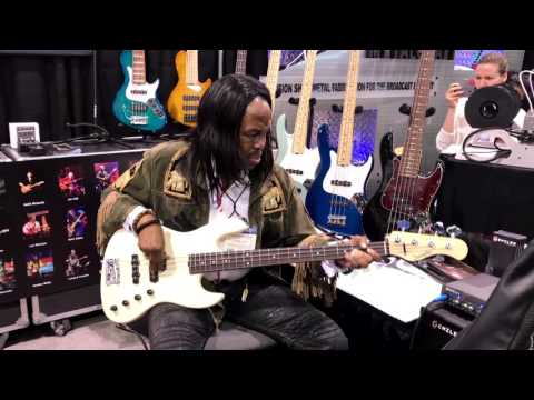 Youtube: Verdine White @ Sadowsky bass NAMM 2017 (Smooth Jazz Family)