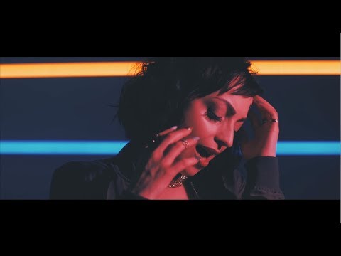 Youtube: FAYE B - Moving On (Official Video)