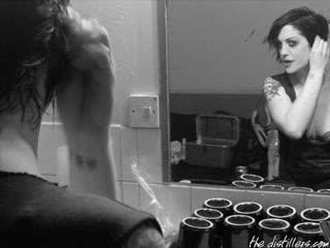 Youtube: The distillers - Hall Of Mirrors