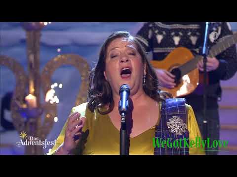 Youtube: The Kelly Family - Oh holy night & White Christmas (Das Adventsfest der 100.000 Lichter 02.12.2017)