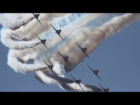 Youtube: Impressive Air Show - Volkel 2013 Red Arrows, F16, F18, Frecce Tricolori ... ( HD )