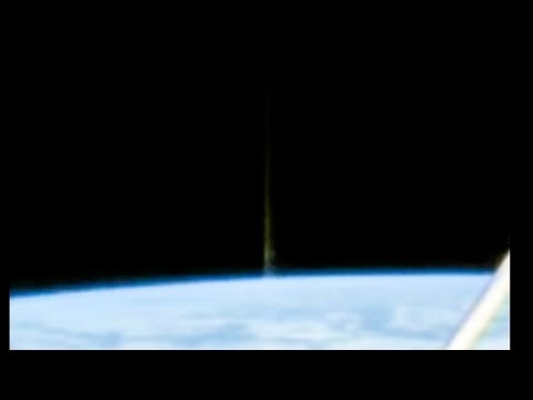 Youtube: MASSIVE Light Beam Shoots Into Space From Earth On ISS live feed.