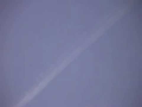 Youtube: 100% proof of Chemtrail and not Contrail what Kachelmann tell you-Bali 14.6.2013
