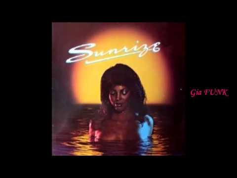 Youtube: SUNRIZE - you are the one - 1982