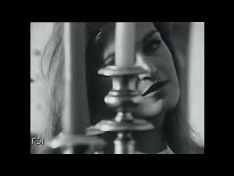 Youtube: Dalida - Je reviens te chercher [A Montmartre 1967]