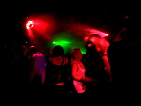 Youtube: Hanomag Revival Party  Revil O. 22.10.2011 Hannover Engel 07 Techno oldschool