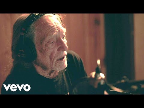 Youtube: Willie Nelson - Summer Wind (Official Video)