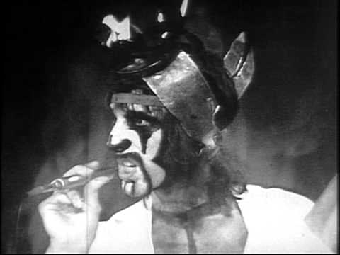 Youtube: Fire - The Crazy World Of Arthur Brown @ TOTP 1968