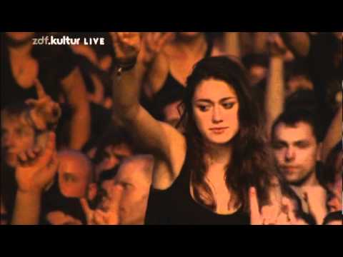 Youtube: Blind Guardian - The Bard Song Wacken 2011