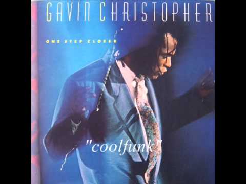 Youtube: Gavin Christopher - Love Is Knocking At Your Door (Electro Funk 1986)