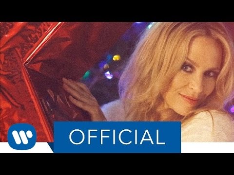 Youtube: Kylie Minogue - Every Day's Like Christmas (Official Video)