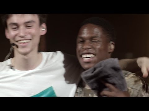 Youtube: Jacob Collier & Daniel Caesar - Best Part (Live in Toronto)