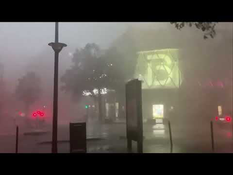 Youtube: 🔴Paris ce soir ! Pluies torrentielles, éclairs et violents orages en images !