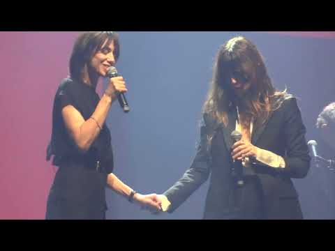 Youtube: Charlotte Gainsbourg et Lou Doillon - Quoi