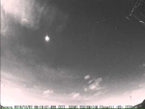 Youtube: bolide 27 ottobre 2012 ripreso daFerrara videocamera IMTN