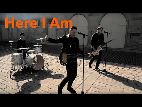 Youtube: Bryan Adams - Here I Am (Classic Version)