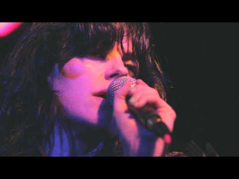 Youtube: Gold Lake - Lovers (Live)