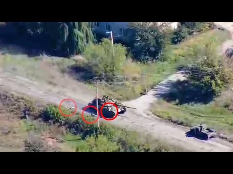 Youtube: Qaçmağa çalışan, hərbçi dolu rus tankı görün nələr etdi: hərbçilər düşdü, tank ağaca çırpıldı