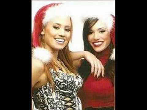 Youtube: Santa Baby - Pussycat Dolls