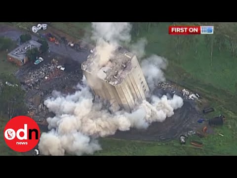 Youtube: A giant building implosion in Australia goes wrong