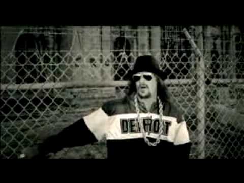 Youtube: Kid Rock Roll On