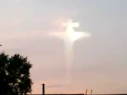 Youtube: Bluebeam, Jesus crucifix in the sky. Prepare for the fake alien invasion in 2012