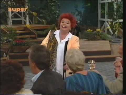 Youtube: Nella Martinetti - Liebe geht durch den Magen (1994)