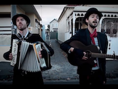 Youtube: The Tiger and Me "I Left The Wolves Behind That Night" Live - Sideshow Alley