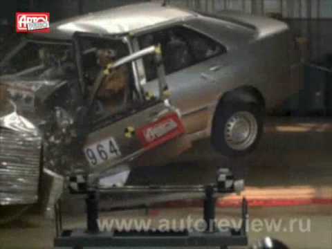 Youtube: Chinese car crash test failure