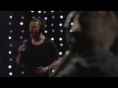 Youtube: Sleaford Mods - Dull (Live on KEXP)