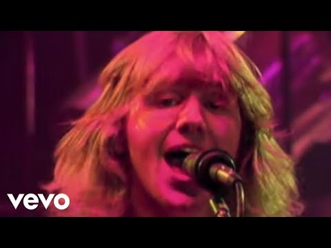 Youtube: Triumph - Lay It On The Line