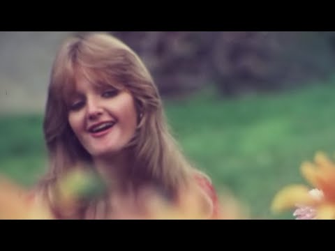 Youtube: Bonnie Tyler - Lost In France (Official HD Video)