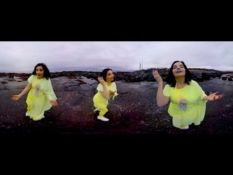 Youtube: björk: stonemilker (360 degree virtual reality)